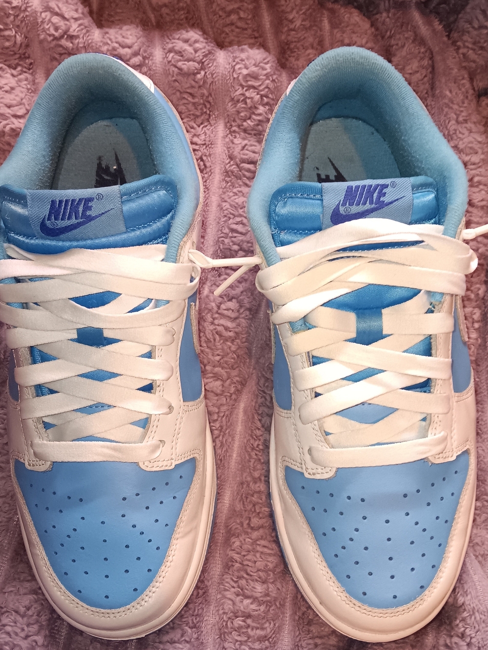Nike Dunk Low "Reverse UNC" (with OG Box)